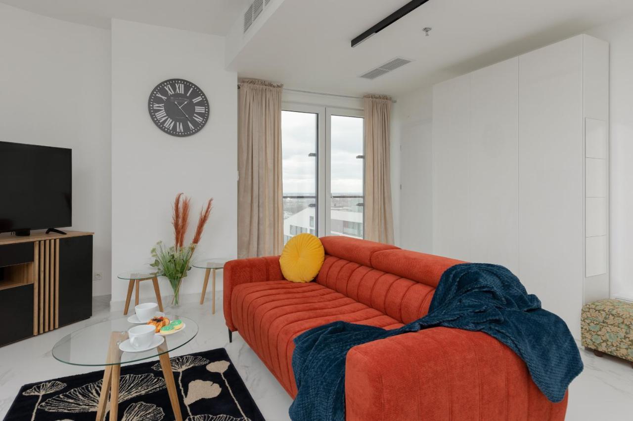 Exceptional Business Apartments By Noclegi Renters Warsaw Ngoại thất bức ảnh