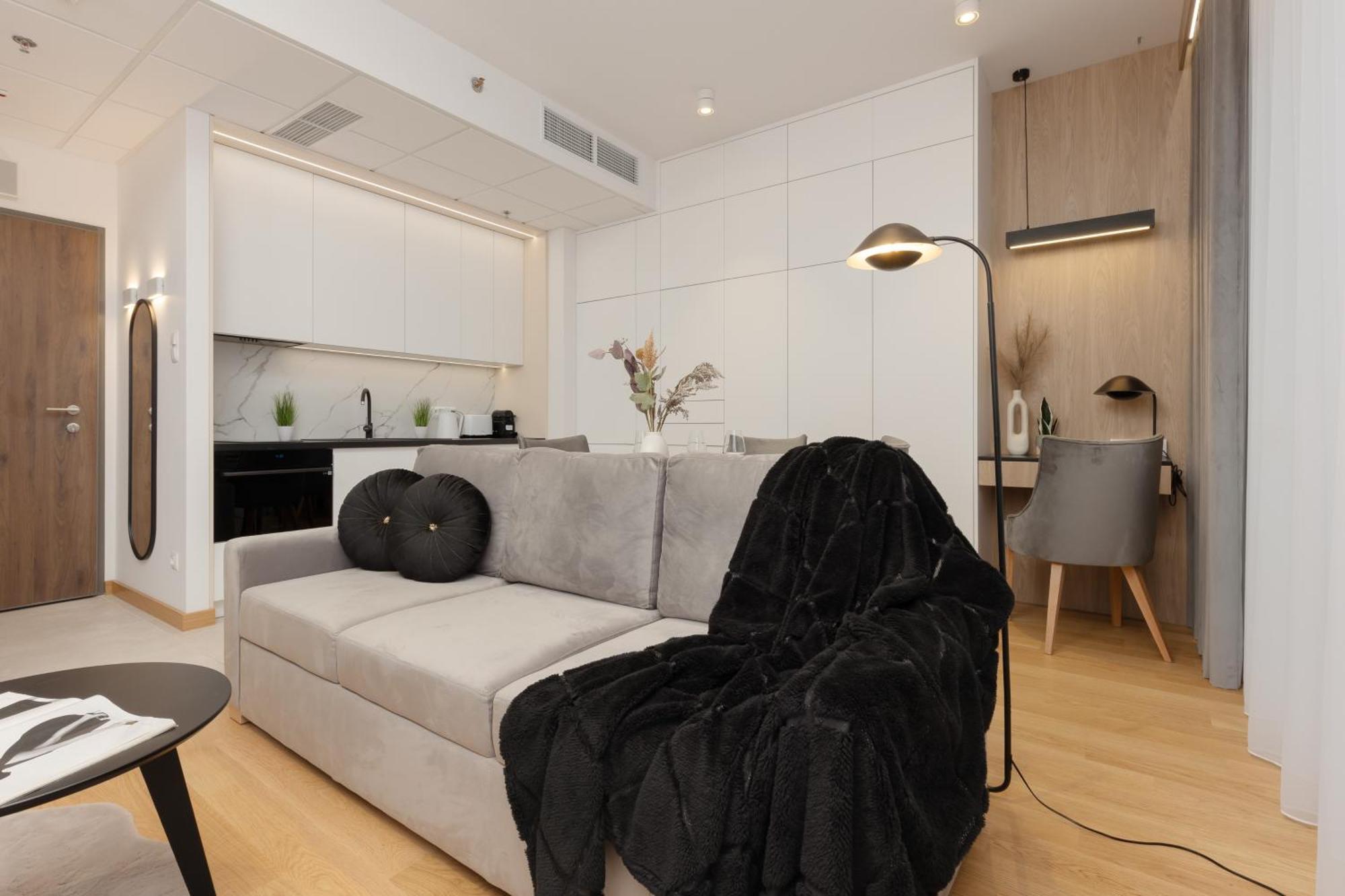 Exceptional Business Apartments By Noclegi Renters Warsaw Ngoại thất bức ảnh