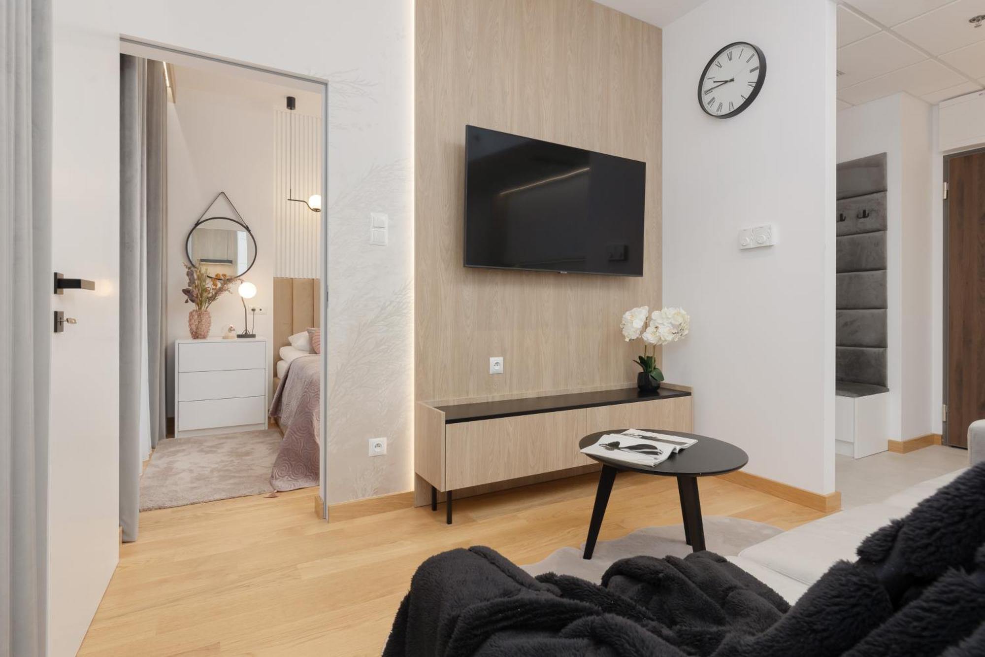 Exceptional Business Apartments By Noclegi Renters Warsaw Ngoại thất bức ảnh