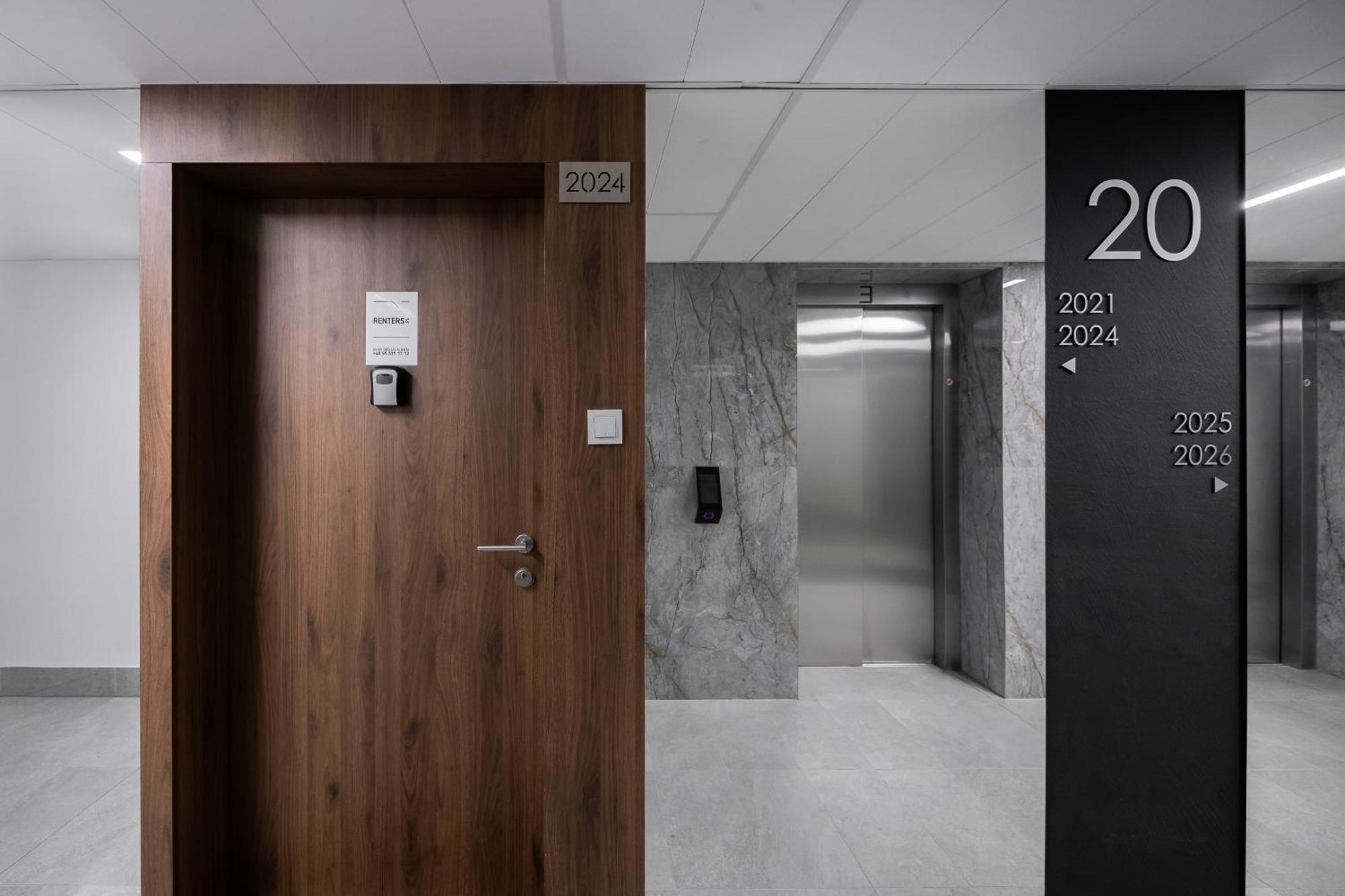 Exceptional Business Apartments By Noclegi Renters Warsaw Ngoại thất bức ảnh